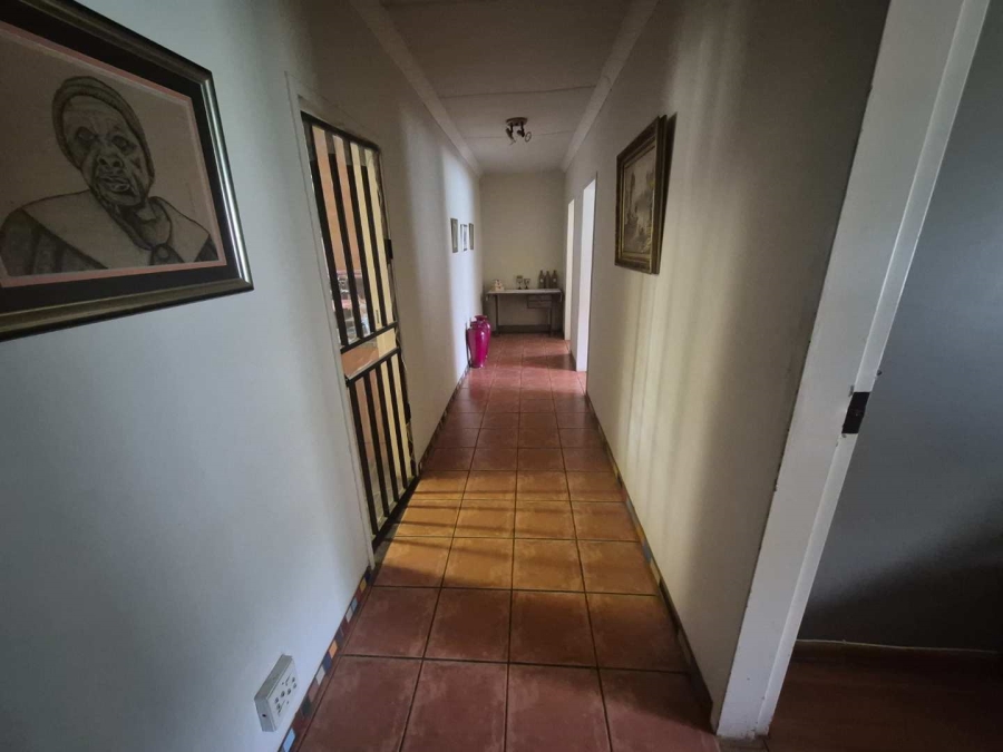 10 Bedroom Property for Sale in Mooinooi North West